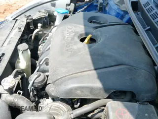 ✅ 2015 Hyundai Elantra SE • VIN: 5NPDH4AE7FH585344 • Lot: 40077653. Listed on IAAI with 54,273 mi. Free auction sales archive from the USA and detailed vehicle history report at DreamBid. Image 17.