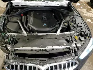 ✅ 2022 BMW 8 Series 840i • VIN: WBAGV4C08NCJ12339 • Lot: 86587434. Listed on Copart with 35,106 mi. Free auction sales archive from the USA and detailed vehicle history report at DreamBid. Image 13.