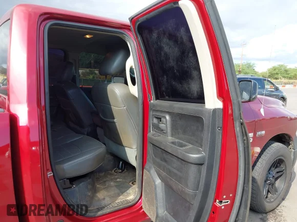 ✅ 2013 Ram 1500 Express • VIN: 1C6RR7FTXDS592709 • Лот: 43348907. Опубліковано раніше на IAAI з пробігом 135 467 миль. Безкоштовний доступ до архіву аукціонних продажів зі США та докладний звіт про історію автомобіля на DreamBid. Зображення 8.