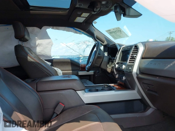 ✅ 2017 Ford F-250 Lariat • VIN: 1FT7W2BT6HEC75421 • Lot: 43154108. Wystawiony na IAAI z przebiegiem 103 683 mil. Bezpłatny archiwum sprzedaży aukcyjnych z USA i szczegółowy raport historii pojazdu na DreamBid. Zdjęcie 5.
