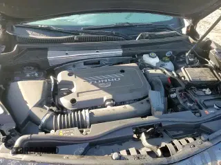 ✅ 2023 Cadillac XT4 FWD Luxury • VIN: 1GYAZAR41PF107940 • Lot: 82339185. Wystawiony na Copart z przebiegiem 4 033 mil. Bezpłatny archiwum sprzedaży aukcyjnych z USA i szczegółowy raport historii pojazdu na DreamBid. Zdjęcie 15.