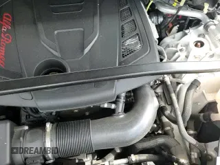 ✅ 2020 Alfa Romeo Stelvio Ti • VIN: ZASPAKBN5L7C97978 • Лот: 70545905. Опубликован ранее на Copart с пробегом 73 178 миль. Бесплатный доступ к архиву аукционных продаж из США и подробный отчёт об истории автомобиля на DreamBid. Изображение 14.