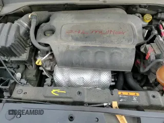 ✅ 2021 Jeep Renegade Sport • VIN: ZACNJCAB8MPM19571 • Lot: 86495515. Listed on Copart with 76,377 mi. Free auction sales archive from the USA and detailed vehicle history report at DreamBid. Image 14.