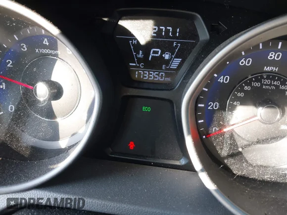 ✅ 2015 Hyundai Elantra SE • VIN: KMHDH4AE3FU283907 • Lot: 44293505. Wystawiony na IAAI z przebiegiem 173 350 mil. Bezpłatny archiwum sprzedaży aukcyjnych z USA i szczegółowy raport historii pojazdu na DreamBid. Zdjęcie 7.