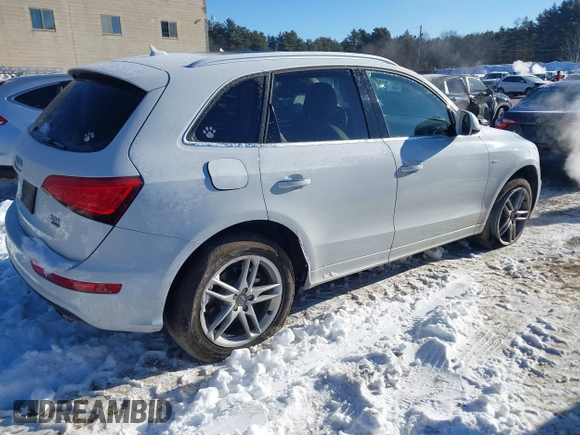 ✅ 2016 Audi Q5 Premium Plus • VIN: WA1D7AFP9GA113127 • Lot: 44254674. Wystawiony na IAAI z przebiegiem 103 202 mil. Bezpłatny archiwum sprzedaży aukcyjnych z USA i szczegółowy raport historii pojazdu na DreamBid. Zdjęcie 4.