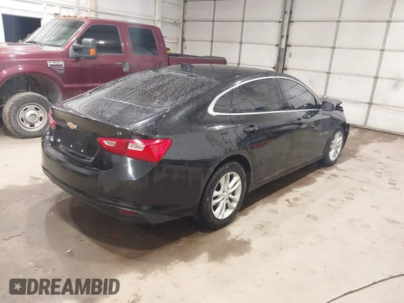 ✅ 2016 Chevrolet Malibu LT • VIN: 1G1ZE5ST7GF355258 • Lot: 43897660. Wystawiony na IAAI z przebiegiem 113 106 mil. Bezpłatny archiwum sprzedaży aukcyjnych z USA i szczegółowy raport historii pojazdu na DreamBid. Zdjęcie 4.