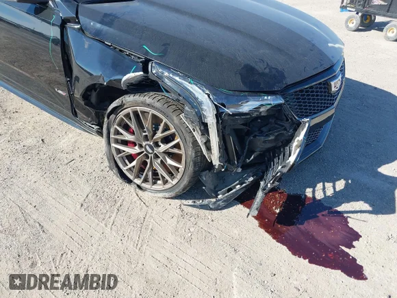 ✅ 2023 Cadillac CT4-V Blackwing • VIN: 1G6DL5RP5P0460323 • Лот: 43922229. Опубліковано раніше на IAAI з пробігом 35 349 миль. Безкоштовний доступ до архіву аукціонних продажів зі США та докладний звіт про історію автомобіля на DreamBid. Зображення 6.