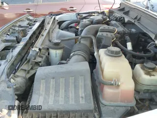 ✅ 2014 Ford F-250 XL • VIN: 1FT7X2A66EEB27001 • Lot: 43219485. Wystawiony na IAAI z przebiegiem 253 777 mil. Bezpłatny archiwum sprzedaży aukcyjnych z USA i szczegółowy raport historii pojazdu na DreamBid. Zdjęcie 19.