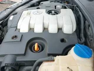 ✅ 2005 Volkswagen Passat GLS • VIN: WVWAE63B15P008323 • Лот: 42158300. Опубликован ранее на IAAI с пробегом 255 735 миль. Бесплатный доступ к архиву аукционных продаж из США и подробный отчёт об истории автомобиля на DreamBid. Изображение 12.