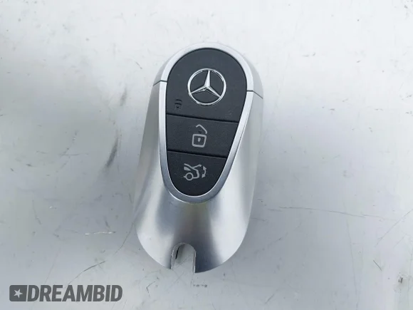 ✅ 2024 Mercedes-Benz C 300 • VIN: W1KAF4GB5RR165672 • Lot: 45102394. Wystawiony na IAAI z przebiegiem 18 835 mil. Bezpłatny archiwum sprzedaży aukcyjnych z USA i szczegółowy raport historii pojazdu na DreamBid. Zdjęcie 11.