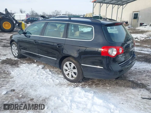 ✅ 2007 Volkswagen Passat 2.0T • VIN: WVWLK73CX7E139748 • Lot: 44254165. Wystawiony na IAAI z przebiegiem 126 004 mil. Bezpłatny archiwum sprzedaży aukcyjnych z USA i szczegółowy raport historii pojazdu na DreamBid. Zdjęcie 3.