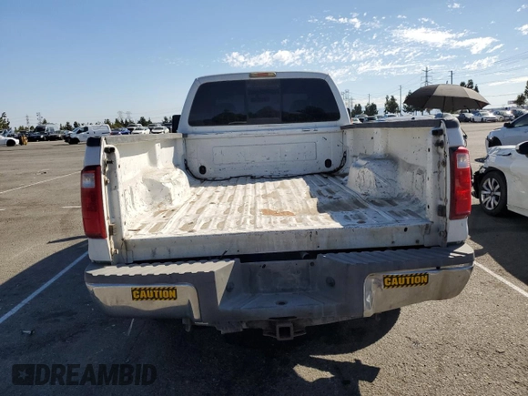 ✅ 2008 Ford F-250 XL • VIN: 1FTSX20538EB18327 • Lot: 85194085. Wystawiony na Copart z przebiegiem 238 247 mil. Bezpłatny archiwum sprzedaży aukcyjnych z USA i szczegółowy raport historii pojazdu na DreamBid. Zdjęcie 6.