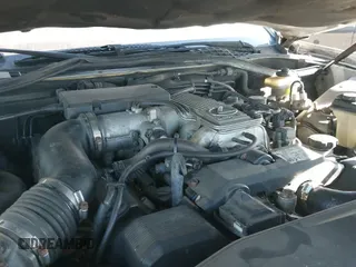 ✅ 1990 Lexus LS • VIN: JT8UF11E9L0025885 • Lot: 41330993. Listed on IAAI with 162,255 mi. Free auction sales archive from the USA and detailed vehicle history report at DreamBid. Image 19.