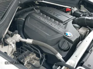 ✅ 2011 BMW X5 35i • VIN: 5UXZV4C54BL740710 • Lot: 43091253. Listed on IAAI with 156,725 mi. Free auction sales archive from the USA and detailed vehicle history report at DreamBid. Image 12.