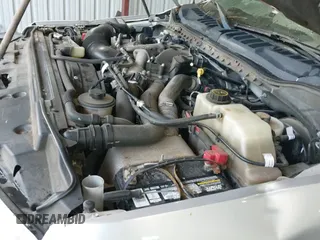 ✅ 2019 Ford F-250 Platinum • VIN: 1FT7W2BT7KED59819 • Lot: 43309639. Wystawiony na IAAI z przebiegiem 155 567 mil. Bezpłatny archiwum sprzedaży aukcyjnych z USA i szczegółowy raport historii pojazdu na DreamBid. Zdjęcie 19.