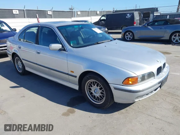 ✅ 2000 BMW 5 Series 528i • VIN: WBADM6342YGU26912 • Lot: 44804520. Listed on IAAI with 167,775 mi. Free auction sales archive from the USA and detailed vehicle history report at DreamBid. Image 1.