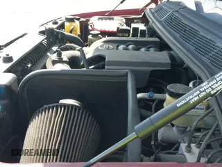 ✅ 2004 Nissan Titan LE • VIN: 1N6AA07B14N525633 • Lot: 42973476. Wystawiony na IAAI z przebiegiem 194 353 mil. Bezpłatny archiwum sprzedaży aukcyjnych z USA i szczegółowy raport historii pojazdu na DreamBid. Zdjęcie 18.