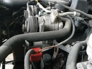 ✅ 2006 GMC Sierra 1500 Work Truck • VIN: 1GTEC14X46Z121290 • Lot: 42362035. Wystawiony na IAAI z przebiegiem 254 427 mil. Bezpłatny archiwum sprzedaży aukcyjnych z USA i szczegółowy raport historii pojazdu na DreamBid. Zdjęcie 19.