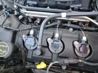 ✅ 2018 Ford Explorer XLT • VIN: 1FM5K8D85JGB83172 • Лот: 91227435. Опубликован ранее на Copart с пробегом 72 598 миль. Бесплатный доступ к архиву аукционных продаж из США и подробный отчёт об истории автомобиля на DreamBid. Изображение 14.