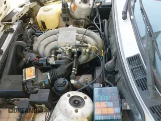 ✅ 1988 BMW 3 Series • VIN: WBABB2301J8858670 • Lot: 42245327. Wystawiony na IAAI z przebiegiem 110 749 mil. Bezpłatny archiwum sprzedaży aukcyjnych z USA i szczegółowy raport historii pojazdu na DreamBid. Zdjęcie 12.