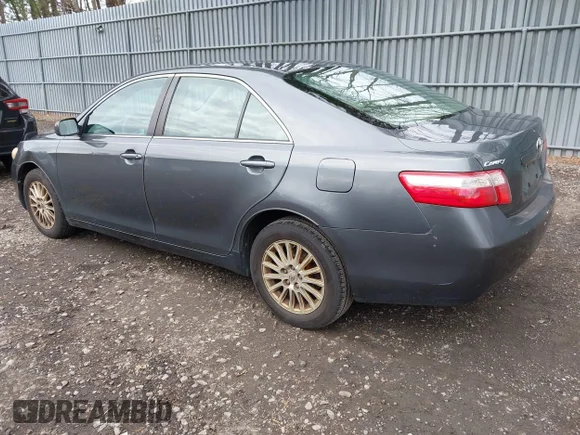 ✅ 2007 Toyota Camry LE • VIN: 4T1BE46K77U558212 • Lot: 44719981. Wystawiony na IAAI z przebiegiem 439 896 mil. Bezpłatny archiwum sprzedaży aukcyjnych z USA i szczegółowy raport historii pojazdu na DreamBid. Zdjęcie 3.