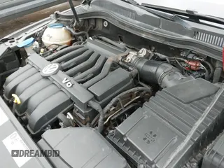 ✅ 2014 Volkswagen CC Executive • VIN: WVWGU7AN1EE518912 • Лот: 42461775. Опубликован ранее на IAAI с пробегом 174 821 миль. Бесплатный доступ к архиву аукционных продаж из США и подробный отчёт об истории автомобиля на DreamBid. Изображение 18.