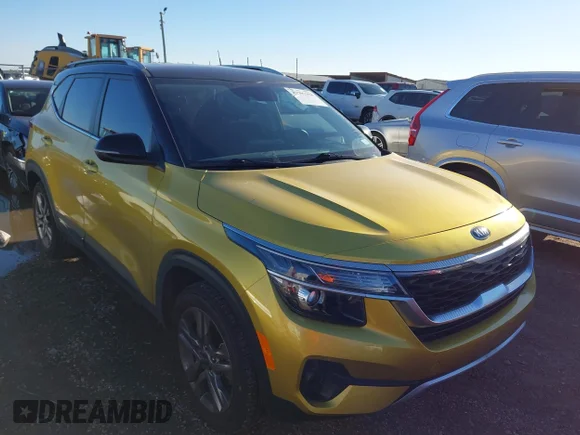 ✅ 2021 Kia Seltos S • VIN: KNDEU2AA8M7077225 • Лот: 43797378. Опубліковано раніше на IAAI з пробігом 65 982 миль. Безкоштовний доступ до архіву аукціонних продажів зі США та докладний звіт про історію автомобіля на DreamBid. Зображення 1.