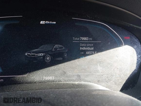 ✅ 2020 BMW 5 Series 530e • VIN: WBAJA9C05LCD31807 • Lot: 43485960. Wystawiony na IAAI z przebiegiem 79 983 mil. Bezpłatny archiwum sprzedaży aukcyjnych z USA i szczegółowy raport historii pojazdu na DreamBid. Zdjęcie 7.