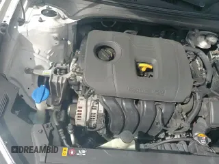 ✅ 2021 Kia Forte LXS • VIN: 3KPF24AD2ME353561 • Лот: 81965585. Опубликован ранее на Copart с пробегом 97 718 миль. Бесплатный доступ к архиву аукционных продаж из США и подробный отчёт об истории автомобиля на DreamBid. Изображение 13.