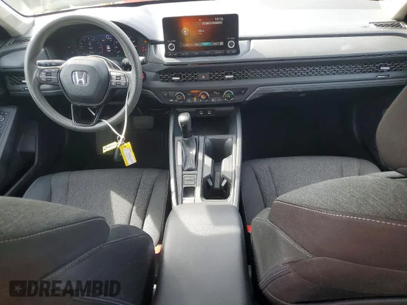 ✅ 2025 Honda Accord SE • VIN: 1HGCY1F48SA045353 • Lot: 47949156. Wystawiony na Copart z przebiegiem 36 192 mil. Bezpłatny archiwum sprzedaży aukcyjnych z USA i szczegółowy raport historii pojazdu na DreamBid. Zdjęcie 8.