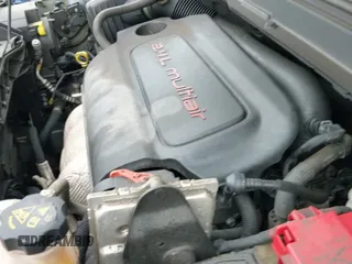 ✅ 2018 Jeep Renegade Sport • VIN: ZACCJBAB8JPJ48010 • Лот: 42265105. Опубликован ранее на IAAI с пробегом 166 637 миль. Бесплатный доступ к архиву аукционных продаж из США и подробный отчёт об истории автомобиля на DreamBid. Изображение 19.