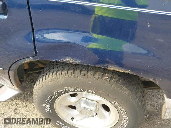 ✅ 1997 Ford Explorer XL • VIN: 1FMDU34E5VUA11441 • Lot: 45504911. Wystawiony na IAAI z przebiegiem 163 323 mil. Bezpłatny archiwum sprzedaży aukcyjnych z USA i szczegółowy raport historii pojazdu na DreamBid. Zdjęcie 6.