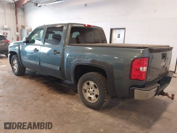 ✅ 2012 Chevrolet Silverado 1500 LT • VIN: 3GCPKSE74CG175247 • Lot: 45091118. Wystawiony na IAAI z przebiegiem 208 199 mil. Bezpłatny archiwum sprzedaży aukcyjnych z USA i szczegółowy raport historii pojazdu na DreamBid. Zdjęcie 3.