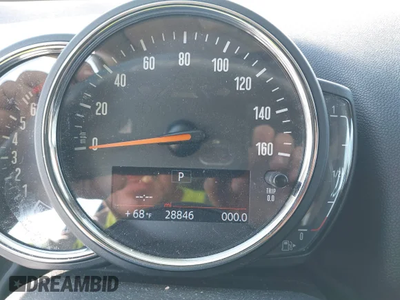 ✅ 2020 MINI Countryman Cooper S • VIN: WMZYX1C05L3L45883 • Lot: 40690925. Wystawiony na IAAI z przebiegiem 28 846 mil. Bezpłatny archiwum sprzedaży aukcyjnych z USA i szczegółowy raport historii pojazdu na DreamBid. Zdjęcie 7.