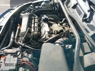 ✅ 2001 Audi TT • VIN: TRUWX28N011014774 • Lot: 41761518. Wystawiony na IAAI z przebiegiem 193 169 mil. Bezpłatny archiwum sprzedaży aukcyjnych z USA i szczegółowy raport historii pojazdu na DreamBid. Zdjęcie 19.