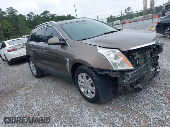 ✅ 2016 Cadillac SRX Luxury Collection • VIN: 3GYFNBE31GS570404 • Lot: 44991195. Wystawiony na IAAI z przebiegiem 96 505 mil. Bezpłatny archiwum sprzedaży aukcyjnych z USA i szczegółowy raport historii pojazdu na DreamBid. Zdjęcie 1.