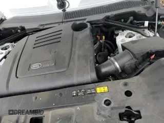 ✅ 2024 Land Rover Defender S • VIN: SALEJ7EX0R2287447 • Lot: 53653655. Listed on Copart with 17,834 mi. Free auction sales archive from the USA and detailed vehicle history report at DreamBid. Image 17.