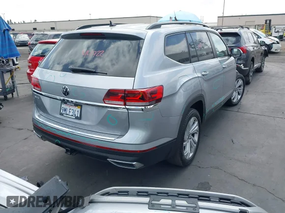 ✅ 2023 Volkswagen Atlas SE • VIN: 1V2JR2CA3PC517665 • Lot: 43215783. Wystawiony na IAAI z przebiegiem 35 245 mil. Bezpłatny archiwum sprzedaży aukcyjnych z USA i szczegółowy raport historii pojazdu na DreamBid. Zdjęcie 4.