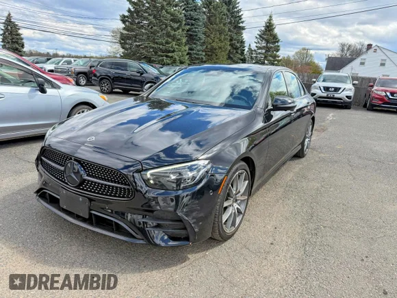 ✅ 2022 Mercedes-Benz E 350 • VIN: W1KZF8EB3NB020775 • Lot: 50197556. Wystawiony na Copart z przebiegiem 119 937 mil. Bezpłatny archiwum sprzedaży aukcyjnych z USA i szczegółowy raport historii pojazdu na DreamBid. Zdjęcie 1.