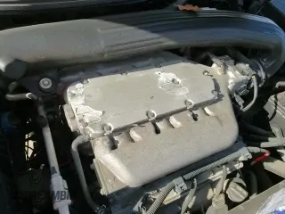 2005 Saturn VUE with VIN 5GZCZ53435S827905, listed as a Copart auction lot 87292654 with 137,062 mi miles and Salvage title. Bid and sale history available at DreamBid. Image 14.