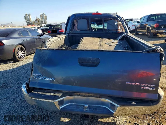 ✅ 2014 Toyota Tacoma PreRunner • VIN: 5TFTX4GN8EX035630 • Лот: 45866526. Опубліковано раніше на Copart з пробігом 170 529 миль. Безкоштовний доступ до архіву аукціонних продажів зі США та докладний звіт про історію автомобіля на DreamBid. Зображення 6.