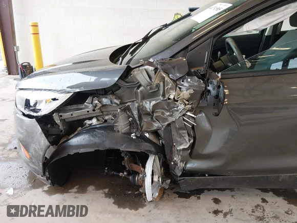 ✅ 2017 Ford Escape S • VIN: 1FMCU0F79HUE75104 • Лот: 44731585. Опубліковано раніше на IAAI з пробігом 109 299 миль. Безкоштовний доступ до архіву аукціонних продажів зі США та докладний звіт про історію автомобіля на DreamBid. Зображення 6.