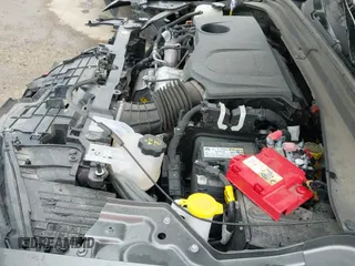 2024 Dodge Hornet R/T z VIN ZACPDFCW1R3A25865, wystawiony jako IAAI lot #42697510 z przebiegiem 27 455 mil mil oraz . Historia ofert i sprzedaży dostępna na DreamBid. Obrazek 19.