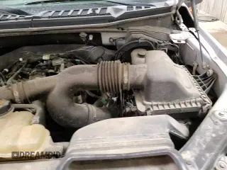 ✅ 2019 Ford F-150 Lariat • VIN: 1FTEW1EP5KFA95039 • Лот: 82337935. Опубликован ранее на Copart с пробегом 106 162 миль. Бесплатный доступ к архиву аукционных продаж из США и подробный отчёт об истории автомобиля на DreamBid. Изображение 15.