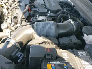 ✅ 2023 Kia K5 GT-Line • VIN: 5XXG64J25PG198121 • Lot: 43316221. Wystawiony na IAAI z przebiegiem 57 434 mil. Bezpłatny archiwum sprzedaży aukcyjnych z USA i szczegółowy raport historii pojazdu na DreamBid. Zdjęcie 20.