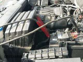 ✅ 2019 Volkswagen Atlas SE • VIN: 1V2WR2CA3KC571367 • Lot: 42636642. Wystawiony na IAAI z przebiegiem 97 097 mil. Bezpłatny archiwum sprzedaży aukcyjnych z USA i szczegółowy raport historii pojazdu na DreamBid. Zdjęcie 19.