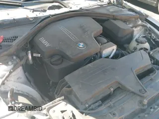 ✅ 2016 BMW 3 Series 328i • VIN: WBA8E9G58GNT83240 • Lot: 43263997. Listed on IAAI with 289,400 mi. Free auction sales archive from the USA and detailed vehicle history report at DreamBid. Image 18.