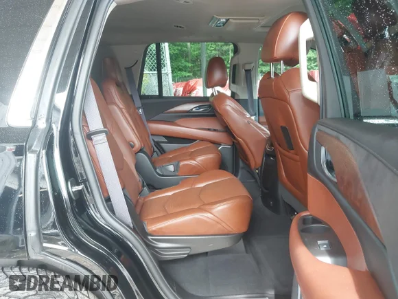 ✅ 2015 Cadillac Escalade Premium • VIN: 1GYS4CKJ5FR309532 • Lot: 45192683. Wystawiony na IAAI z przebiegiem 191 548 mil. Bezpłatny archiwum sprzedaży aukcyjnych z USA i szczegółowy raport historii pojazdu na DreamBid. Zdjęcie 8.