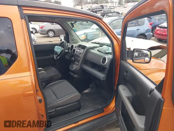 ✅ 2006 Honda Element EX-P • VIN: 5J6YH28756L025177 • Lot: 43430118. Wystawiony na IAAI z przebiegiem Nie podano. Bezpłatny archiwum sprzedaży aukcyjnych z USA i szczegółowy raport historii pojazdu na DreamBid. Zdjęcie 5.