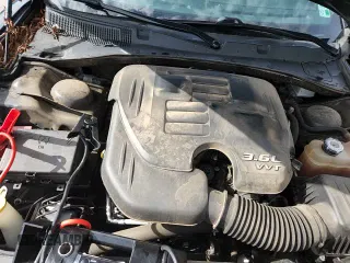 ✅ 2020 Dodge Charger SXT • VIN: 2C3CDXBG7LH144458 • Lot: 83989175. Wystawiony na Copart z przebiegiem 111 524 mil. Bezpłatny archiwum sprzedaży aukcyjnych z USA i szczegółowy raport historii pojazdu na DreamBid. Zdjęcie 16.